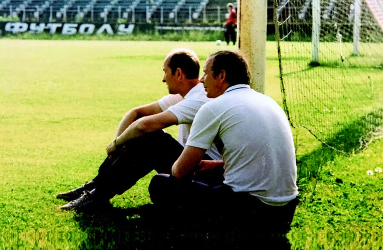 Иллюстрация к книге — Романцев. Правда обо мне и "Спартаке" [i_064.jpg]