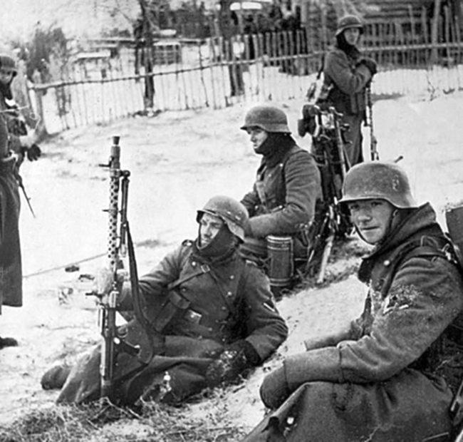 Иллюстрация к книге — Сражение за Калинин. Хроника нетипичной обороны  [i_029.jpg]