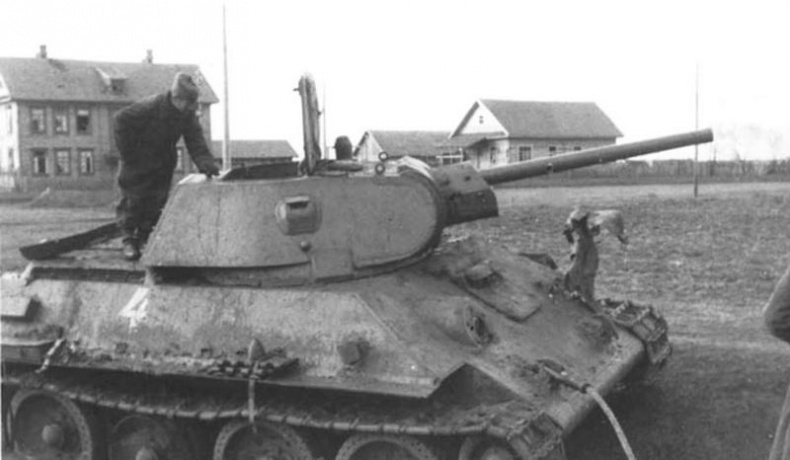 Иллюстрация к книге — Сражение за Калинин. Хроника нетипичной обороны  [i_042.jpg]