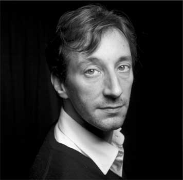 Иллюстрация к книге — Красный блокнот, или Парижский квест «Cherchez la femme»  [i_001.jpg]