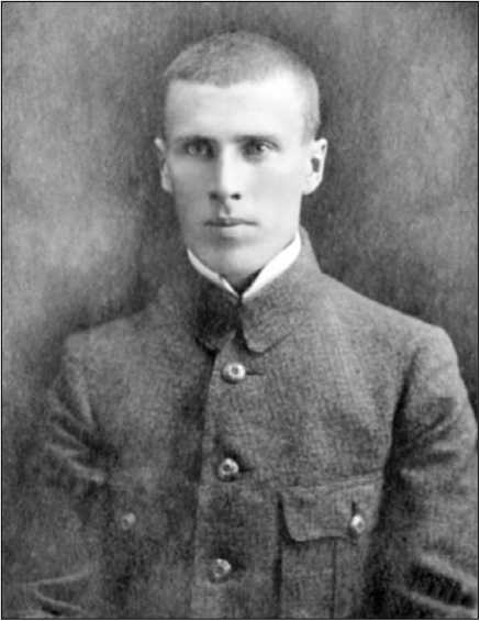 Иллюстрация к книге — Первый бронепоезд. От двинска до Кушки [c1_image015.jpg]