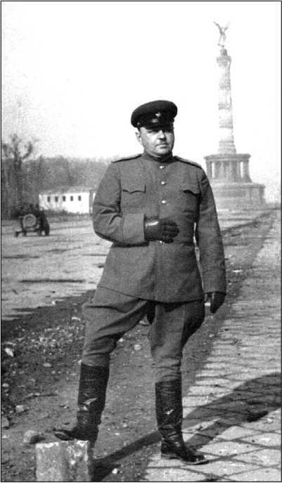 Иллюстрация к книге — Первый бронепоезд. От двинска до Кушки [c1_image092.jpg]