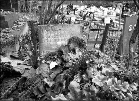 Иллюстрация к книге — Первый бронепоезд. От двинска до Кушки [c1_image093.jpg]