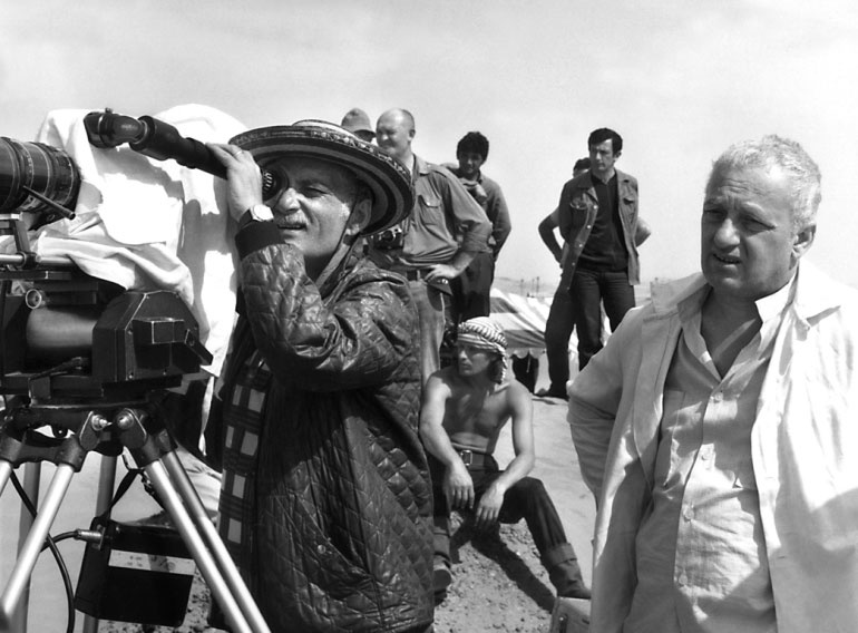 Иллюстрация к книге — Безбилетный пассажир  [i_075.jpg]