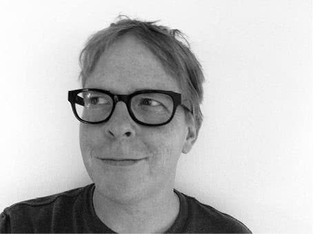 Иллюстрация к книге — Новый герой  [i_027.jpg]