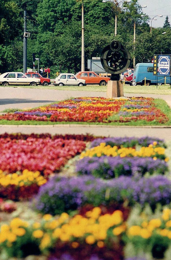 Иллюстрация к книге — Польская хонтология. Вещи и люди в годы переходного периода [i_001.jpg]