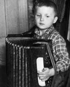 Иллюстрация к книге — Юрий Поляков. Последний советский писатель [i_014.jpg]