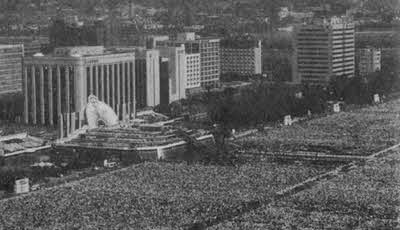 Иллюстрация к книге — Свидетель надежды. Иоанн Павел II. Книга 2 [i_015.jpg]