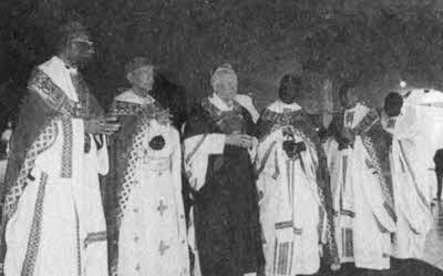 Иллюстрация к книге — Свидетель надежды. Иоанн Павел II. Книга 2 [i_020.jpg]