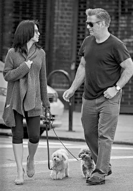 Иллюстрация к книге — «Вожак стаи». Полное руководство по дрессировке и воспитанию собак [i_086.jpg]