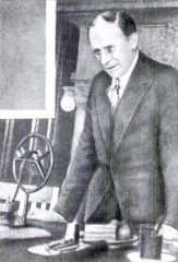 Иллюстрация к книге — Доносчик 001, или Вознесение Павлика Морозова [_059.jpg]