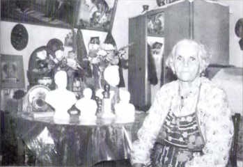 Иллюстрация к книге — Доносчик 001, или Вознесение Павлика Морозова [_062.jpg]