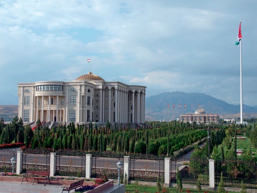 Иллюстрация к книге — Советистан [i_026.jpg]