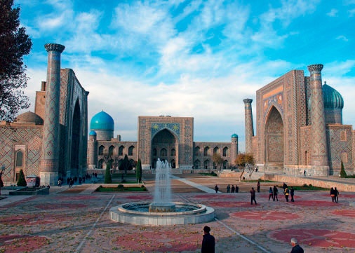 Иллюстрация к книге — Советистан [i_043.jpg]