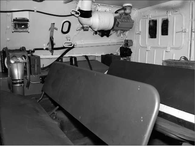 Иллюстрация к книге — Русские бронетранспортеры [i_066.jpg]