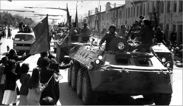 Иллюстрация к книге — Русские бронетранспортеры [i_084.jpg]