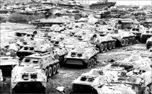 Иллюстрация к книге — Русские бронетранспортеры [i_086.jpg]