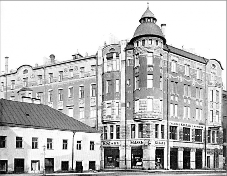 Иллюстрация к книге — Петербургские доходные дома. Очерки из истории быта [i_047.jpg]