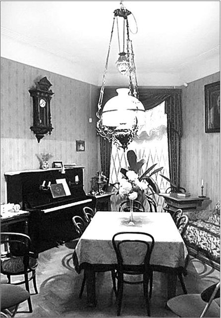 Иллюстрация к книге — Петербургские доходные дома. Очерки из истории быта [i_203.jpg]