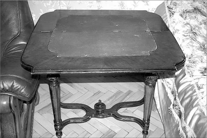 Иллюстрация к книге — Петербургские доходные дома. Очерки из истории быта [i_263.jpg]