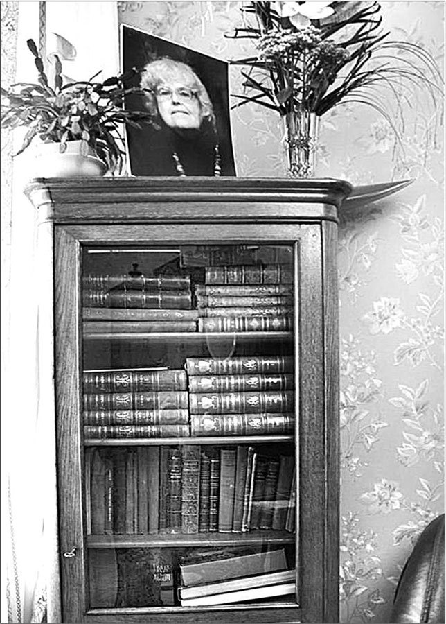 Иллюстрация к книге — Петербургские доходные дома. Очерки из истории быта [i_265.jpg]