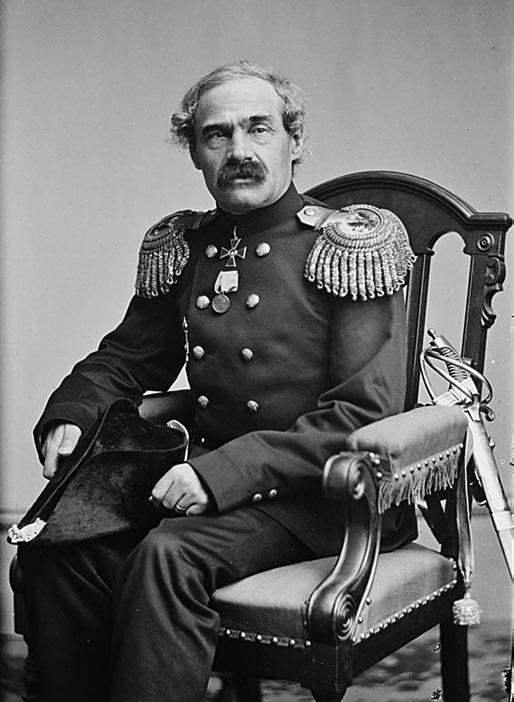 Иллюстрация к книге — Деревянные пушки Китая [i_057.jpg]