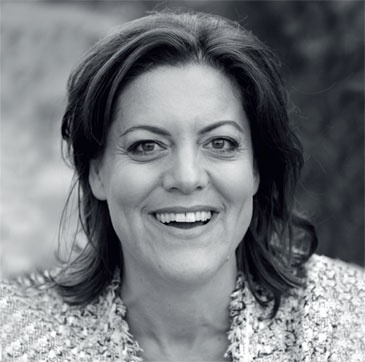 Иллюстрация к книге — Лара. Нерассказанная история любви, вдохновившая на создание «Доктора Живаго» [_1.jpg]