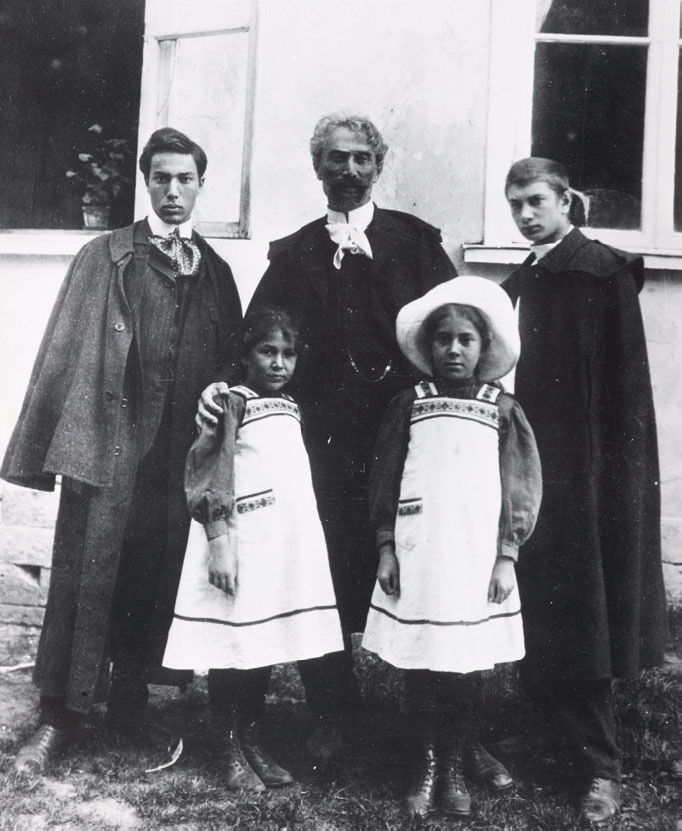 Иллюстрация к книге — Лара. Нерассказанная история любви, вдохновившая на создание «Доктора Живаго» [_4.jpg]