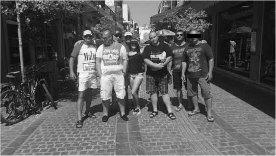 Иллюстрация к книге — Исповедь русского гангстера. Хроники времен организованного бандитизма. Книга вторая [i_024.jpg]