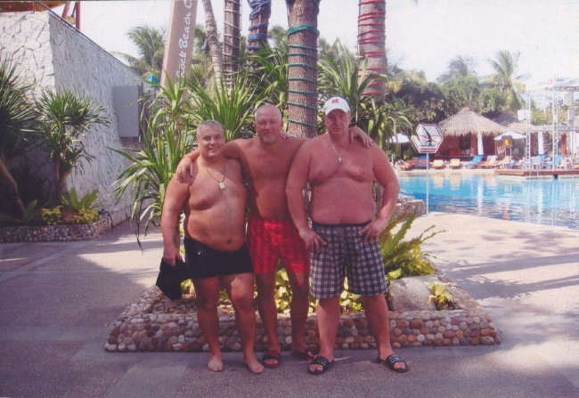 Иллюстрация к книге — Исповедь русского гангстера. Хроники времен организованного бандитизма. Книга вторая [i_039.jpg]