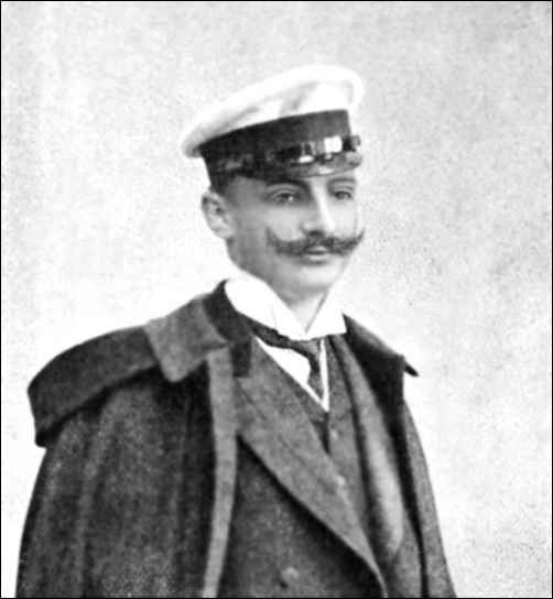 Иллюстрация к книге — Великие княгини и князья семьи Романовых [_page_388_image_0001_tn.jpg]