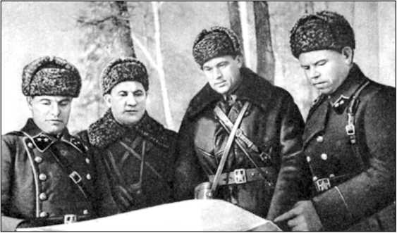 Иллюстрация к книге — Яхромский мост: Крах «Тайфуна» [i_017.jpg]