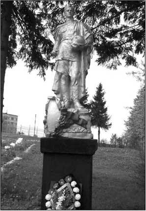 Иллюстрация к книге — Яхромский мост: Крах «Тайфуна» [i_071.jpg]