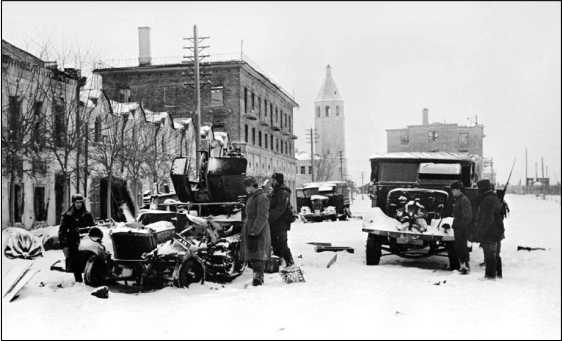 Иллюстрация к книге — Яхромский мост: Крах «Тайфуна» [i_157.jpg]