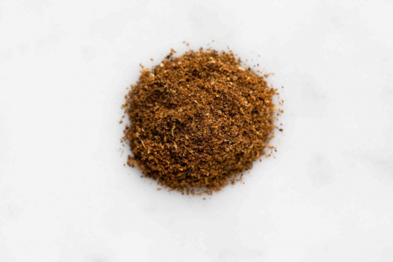 Иллюстрация к книге — Смеси специй. Магия вкуса пряных комбинаций [_84.jpg]