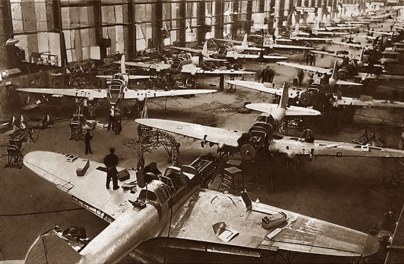 Иллюстрация к книге — Цель жизни. Записки авиаконструктора [i_258.jpg]