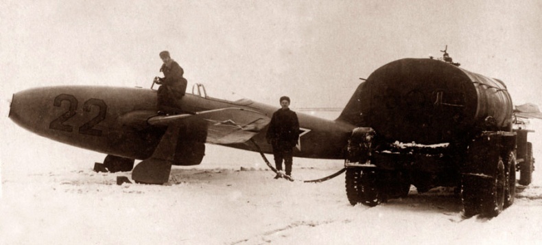 Иллюстрация к книге — Цель жизни. Записки авиаконструктора [i_272.jpg]