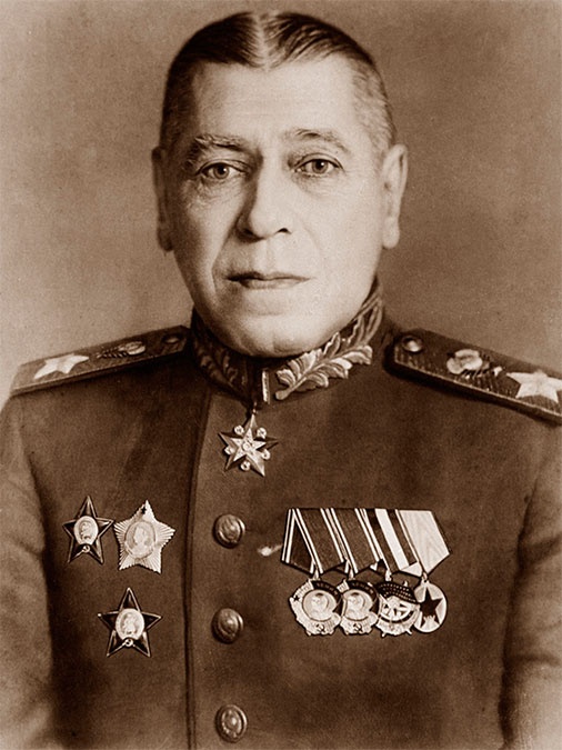 Иллюстрация к книге — Цель жизни. Записки авиаконструктора [i_293.jpg]