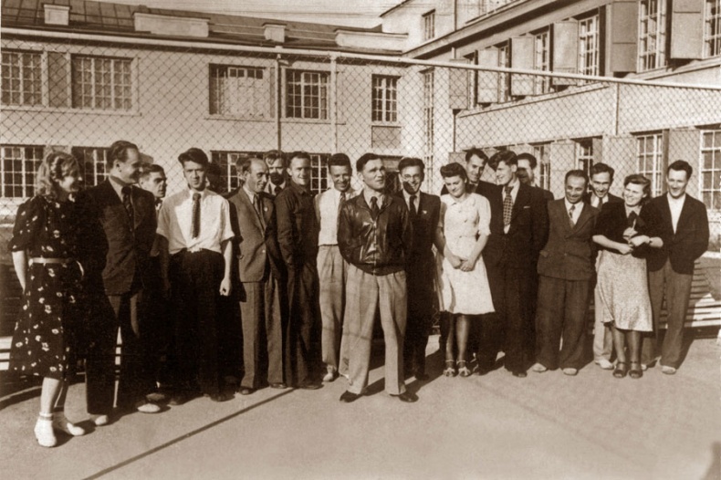 Иллюстрация к книге — Цель жизни. Записки авиаконструктора [i_321.jpg]