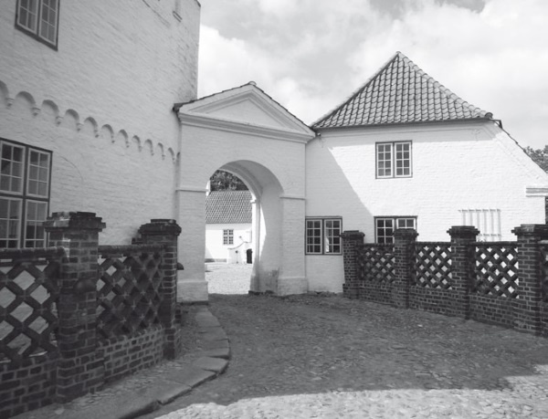 Иллюстрация к книге — Дом на хвосте паровоза. Путеводитель по Европе в сказках Андерсена [i_114.jpg]