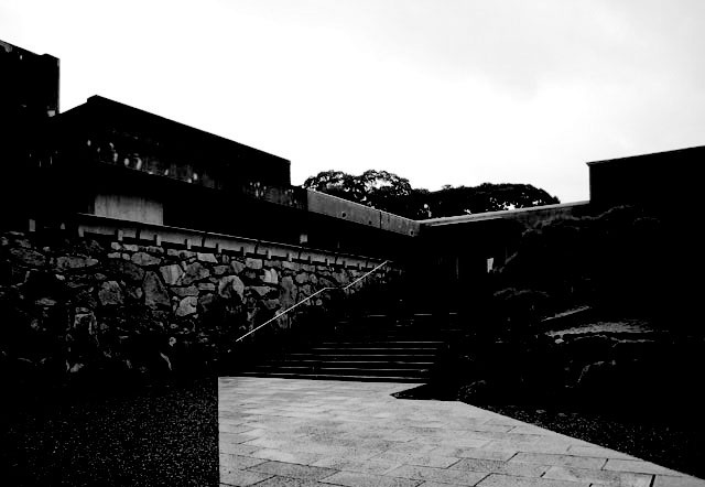 Иллюстрация к книге — Современная архитектура Японии. Традиции восприятия пространства [i_006.jpg]