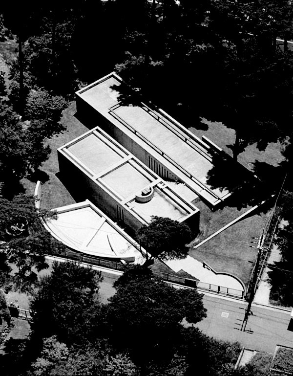 Иллюстрация к книге — Современная архитектура Японии. Традиции восприятия пространства [i_028.jpg]