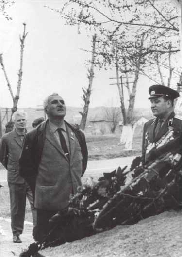 Иллюстрация к книге — Штрафбат. Наказание, искупление (Военно-историческая быль) [i_095.jpg]