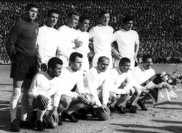 Иллюстрация к книге — История Лиги Чемпионов [i_005.jpg]