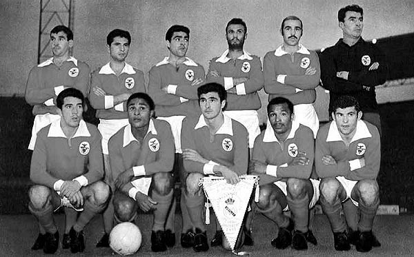 Иллюстрация к книге — История Лиги Чемпионов [i_006.jpg]