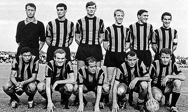 Иллюстрация к книге — История Лиги Чемпионов [i_009.jpg]