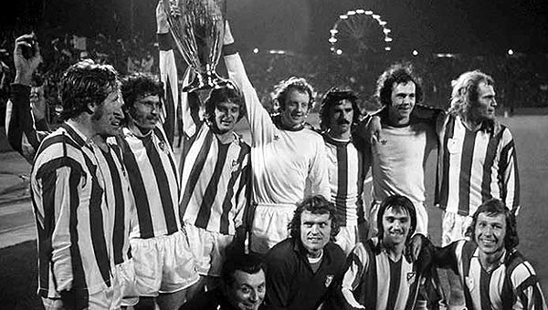 Иллюстрация к книге — История Лиги Чемпионов [i_025.jpg]