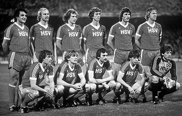 Иллюстрация к книге — История Лиги Чемпионов [i_042.jpg]