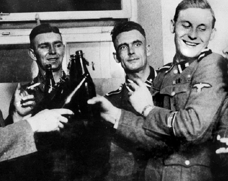 Иллюстрация к книге — Собибор / Послесловие [i_048.jpg]