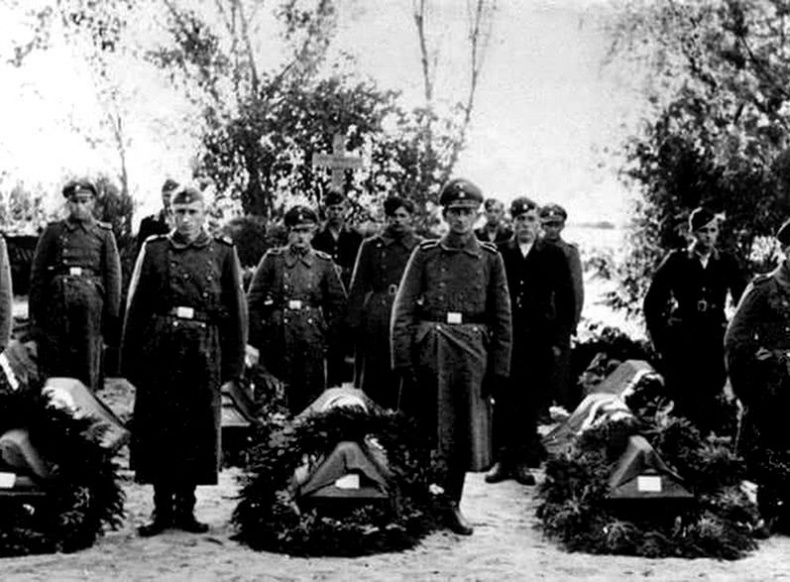 Иллюстрация к книге — Собибор / Послесловие [i_055.jpg]